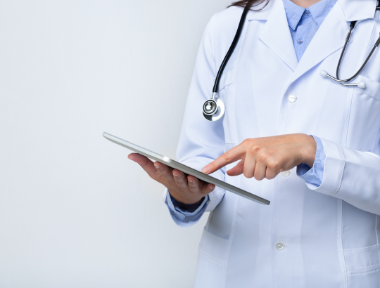 Безопасность лекарств: отчет FDA за апрель–июнь 2024 г.